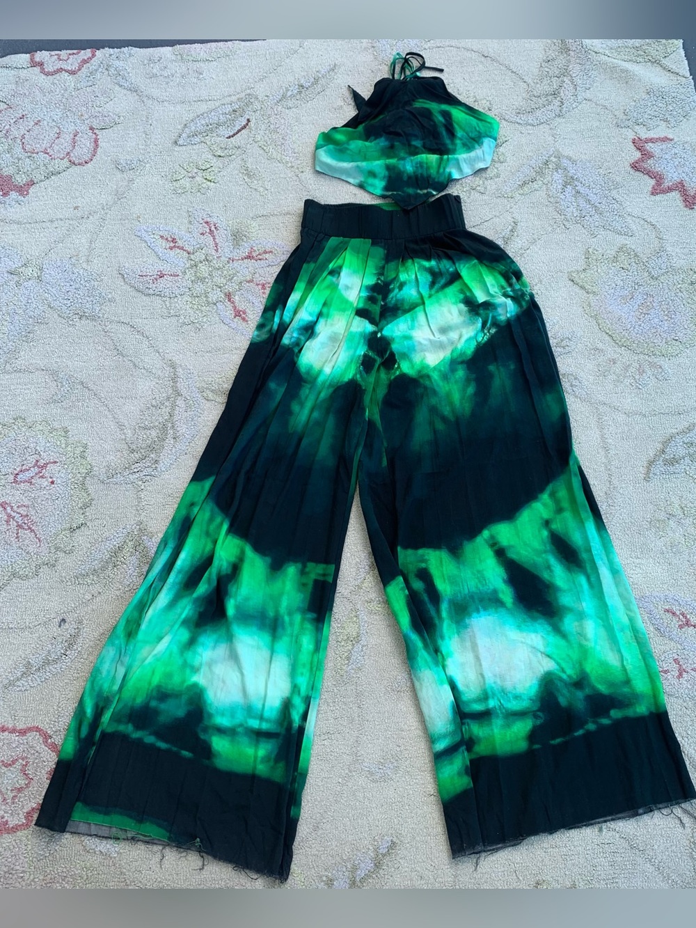 AKIRA Aster Printed 2-Piece Halter & Palazzo Pant Set size S/M